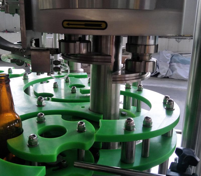 8 heads beer bottle filling machine